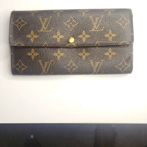 Louis vuitton wallet
